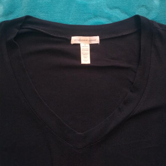 Ambiance Apparel Long Sleeve Black Top - Picture 2 of 3
